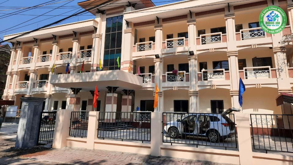 Vệ sinh òa nhà tại Hà Giang